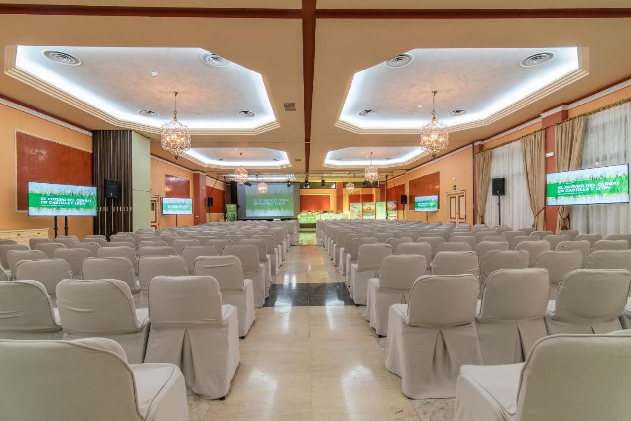 Hospedium Hotel Europa Centro Magaz De Pisuerga Dış mekan fotoğraf