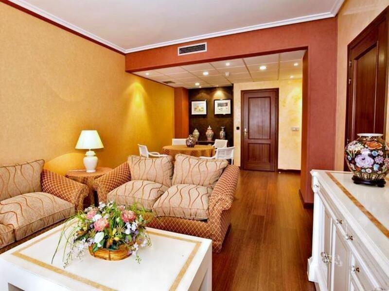 Hospedium Hotel Europa Centro Magaz De Pisuerga Dış mekan fotoğraf
