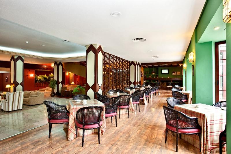 Hospedium Hotel Europa Centro Magaz De Pisuerga Dış mekan fotoğraf