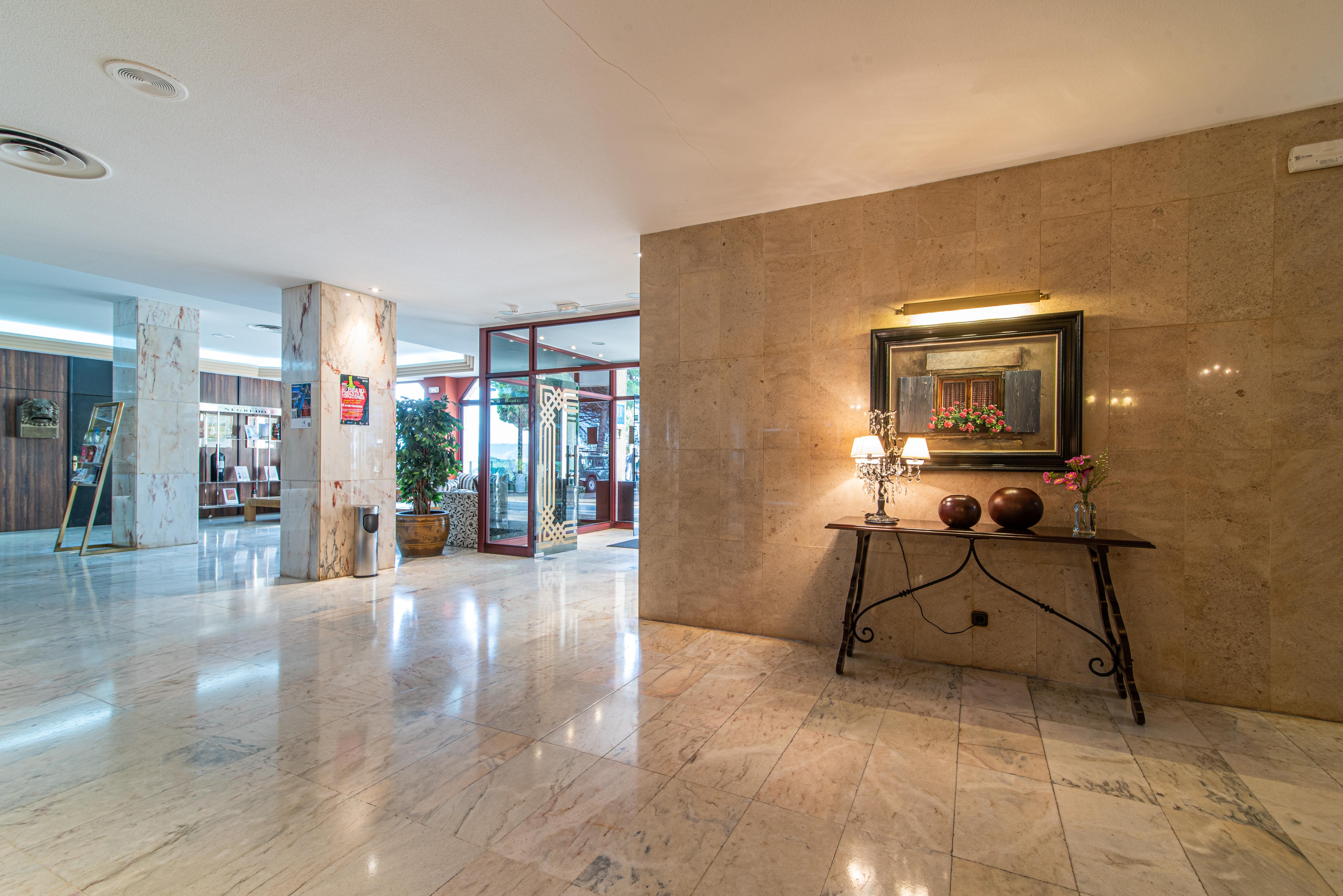 Hospedium Hotel Europa Centro Magaz De Pisuerga Dış mekan fotoğraf