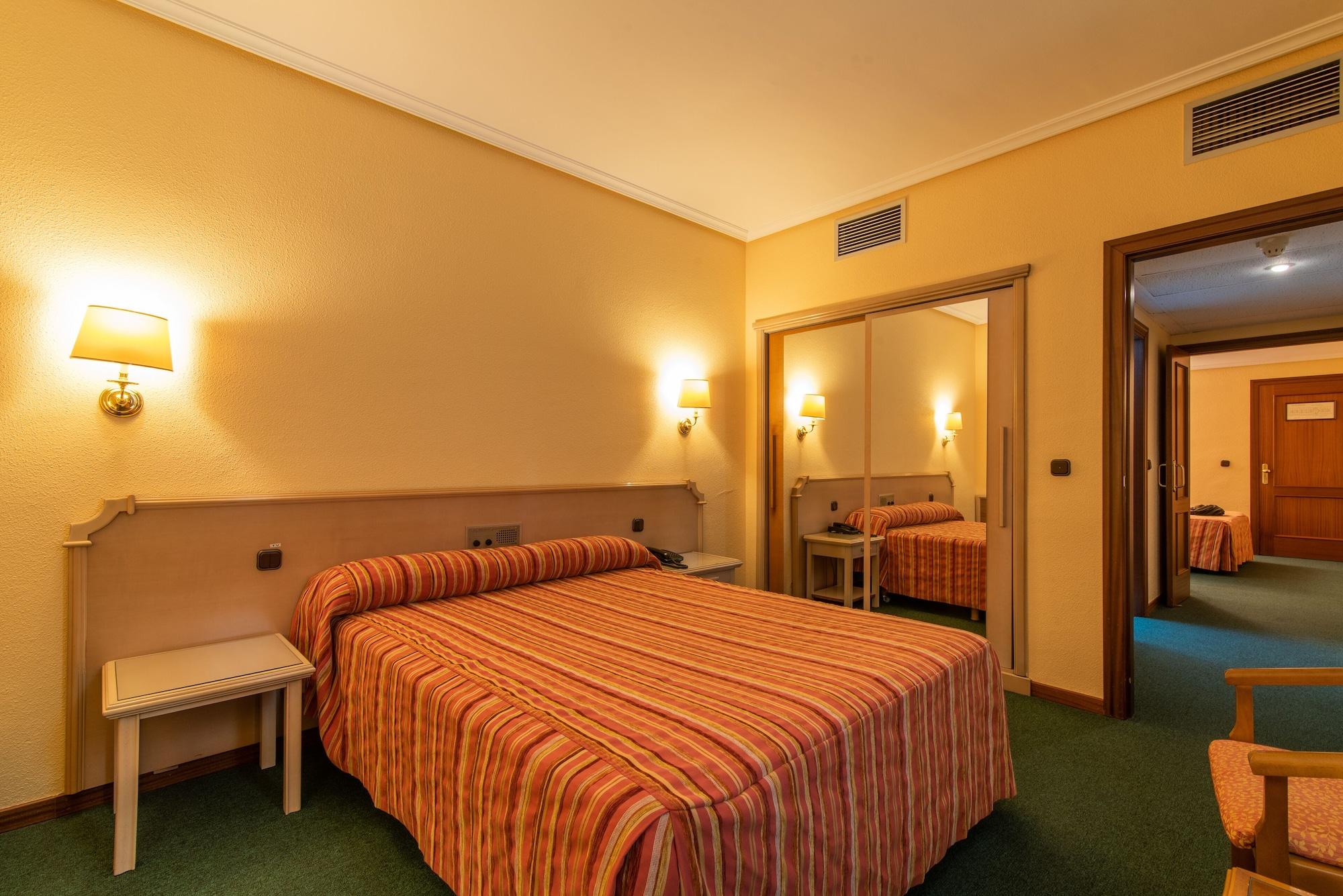 Hospedium Hotel Europa Centro Magaz De Pisuerga Dış mekan fotoğraf