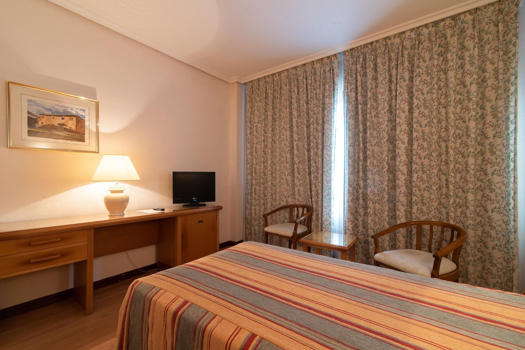 Hospedium Hotel Europa Centro Magaz De Pisuerga Dış mekan fotoğraf