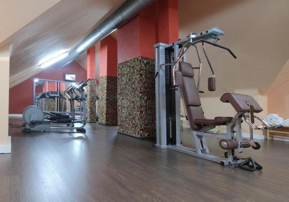 Hospedium Hotel Europa Centro Magaz De Pisuerga Dış mekan fotoğraf