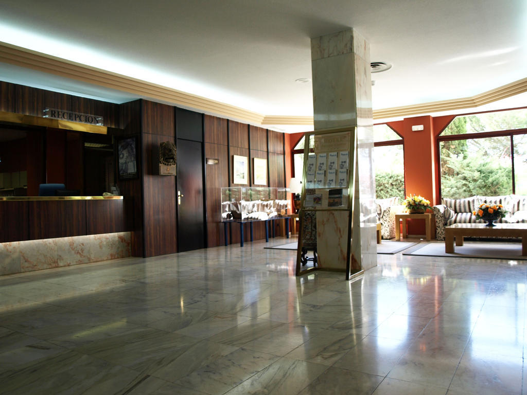 Hospedium Hotel Europa Centro Magaz De Pisuerga Dış mekan fotoğraf